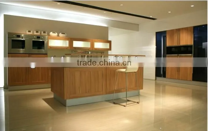 Laminated Finish Kitchen 10X080