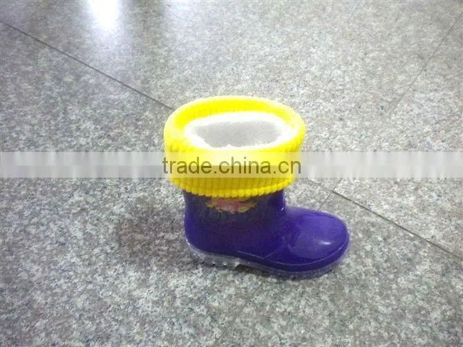warm pvc rain boots for children
