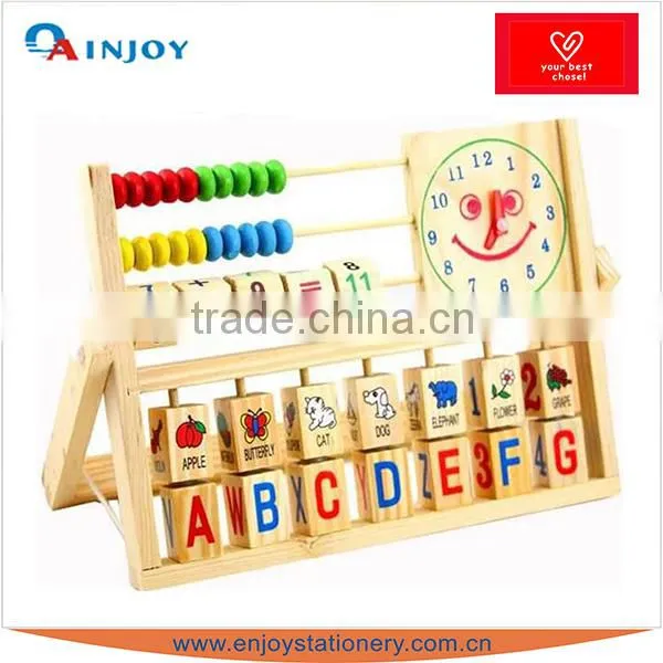 The smiling face clock wooden calculator toy