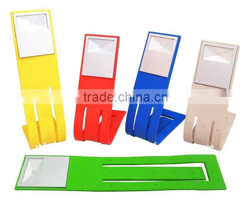 Foldable bookmark light