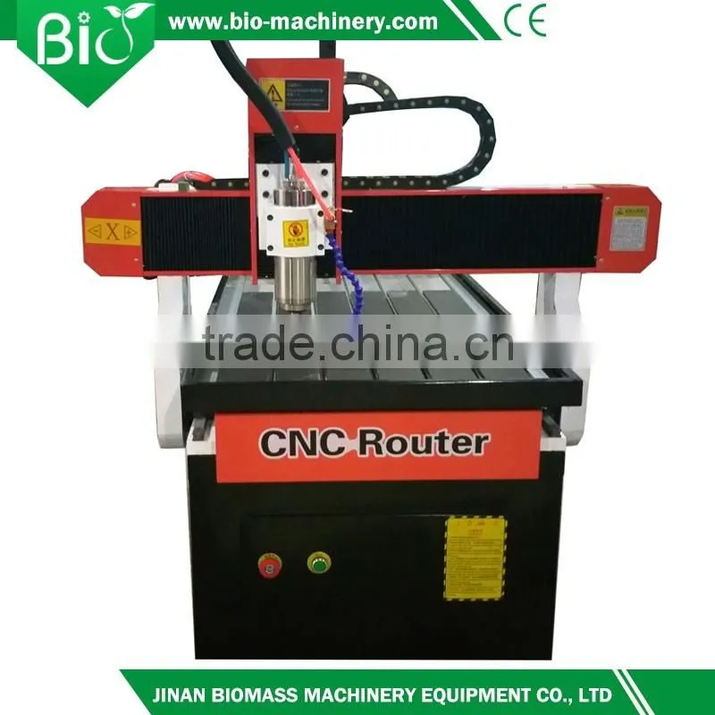 Manufacturer directly supply 5.5KW mini desktop advertising cnc router in factory