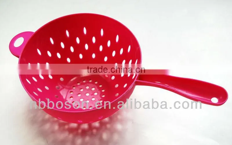 plastic skimmer with handle