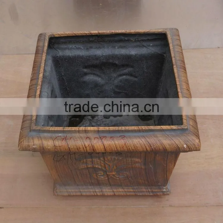 Fiberglass planter