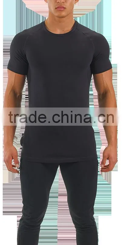 Muscle Fit Gym T-Shirt Dry Fit Custom T-shirt for Men