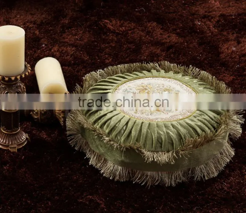 Noble short nap fabric sofa cushion and fringed embroidered decor sofa pillows