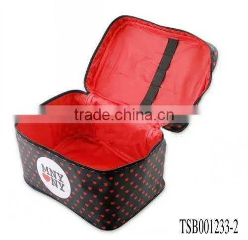 new arrival hot sale dot travel bulk cosmetic bags