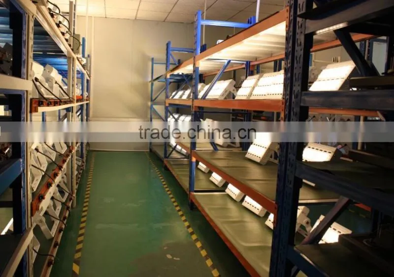 Different Beam Angle Modular Design Adjustable Bracket CE Rohs Meanwell Driver 100-140lm/W 120W Outdoor LED Tunnel Light