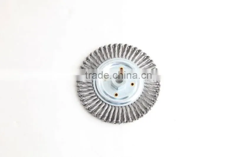 Twist knot wheel brushes