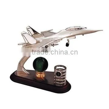 Wholesale cheap Zinc alloy airplane models with wooden base for gift/souvenir