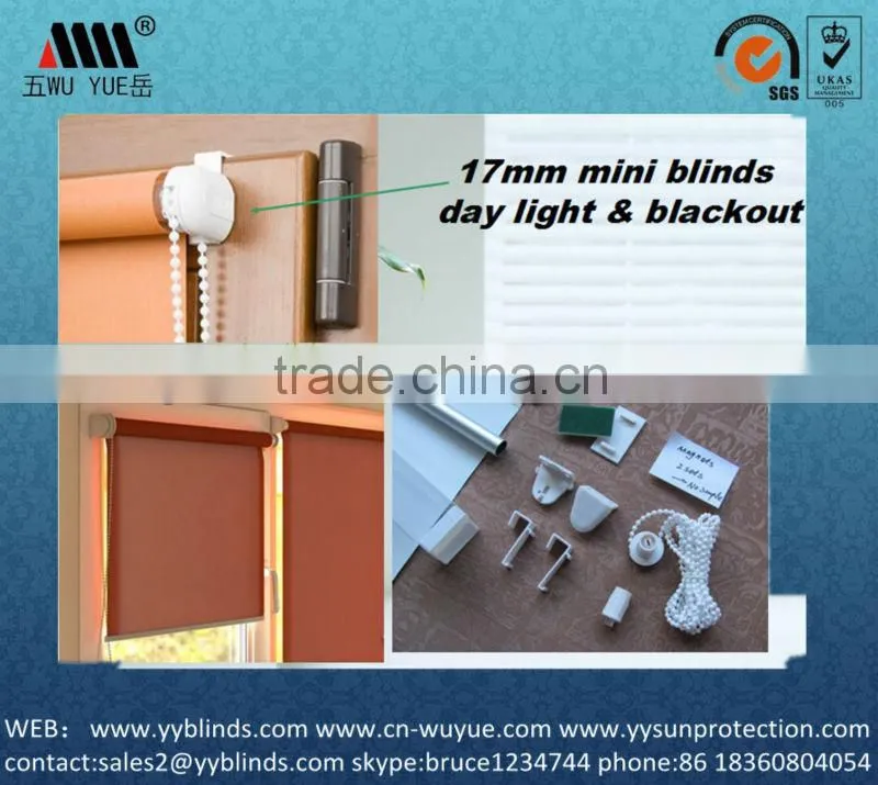 Mini roller blinds