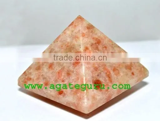 Orange Moonstone Pyramid : Wholesale Pyramids Khambhat Supplier