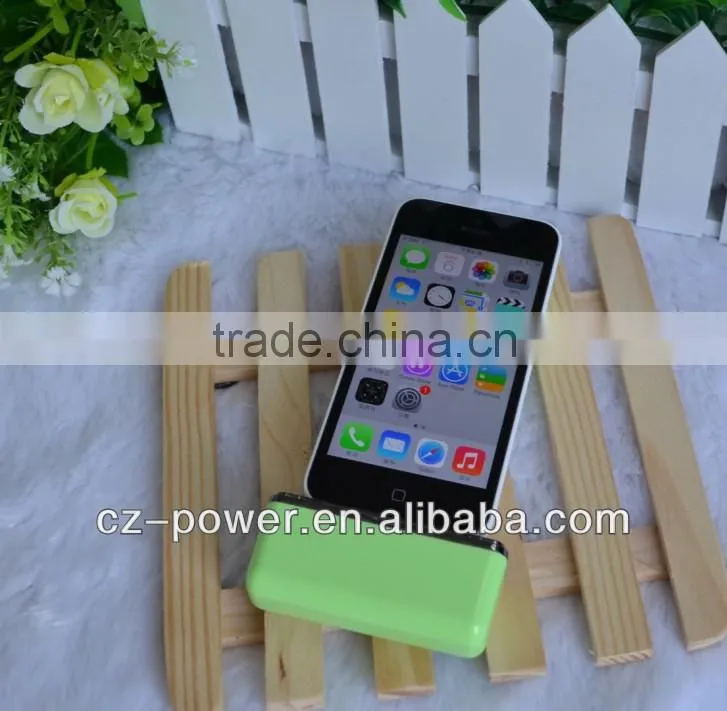 Power Charger for iPhone5/iPod/ iPad mini with 2600mAh