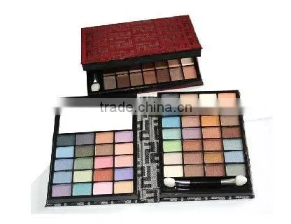 cosmetic set with 14eyeshadow,10lipgloss and a mirror