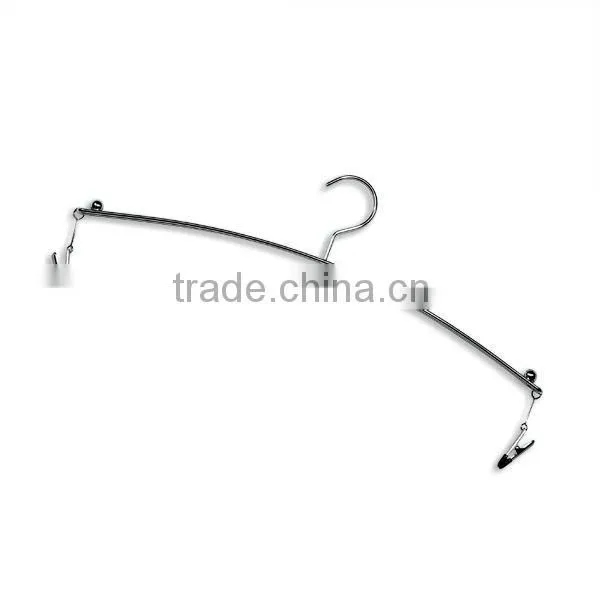 Japanese Stylish Metallic Lingerie Hanger with Clips for Bedroom Furniture