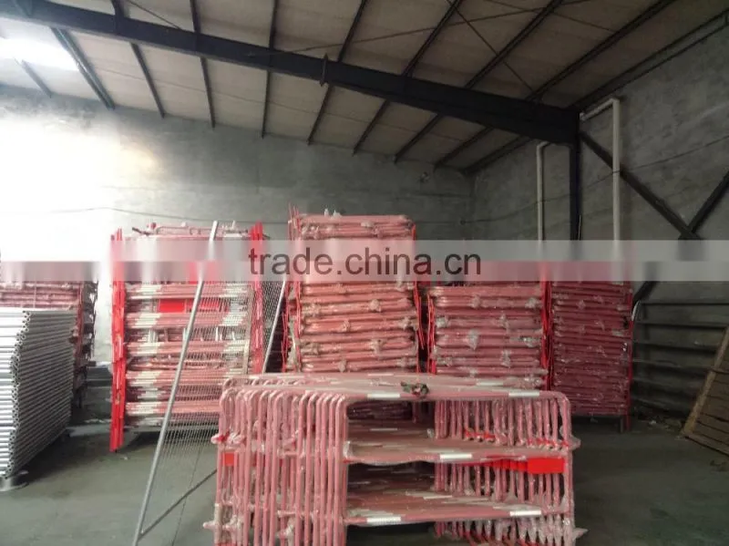 French power coated Steel road traffic barricade wholesale with reflection sticker