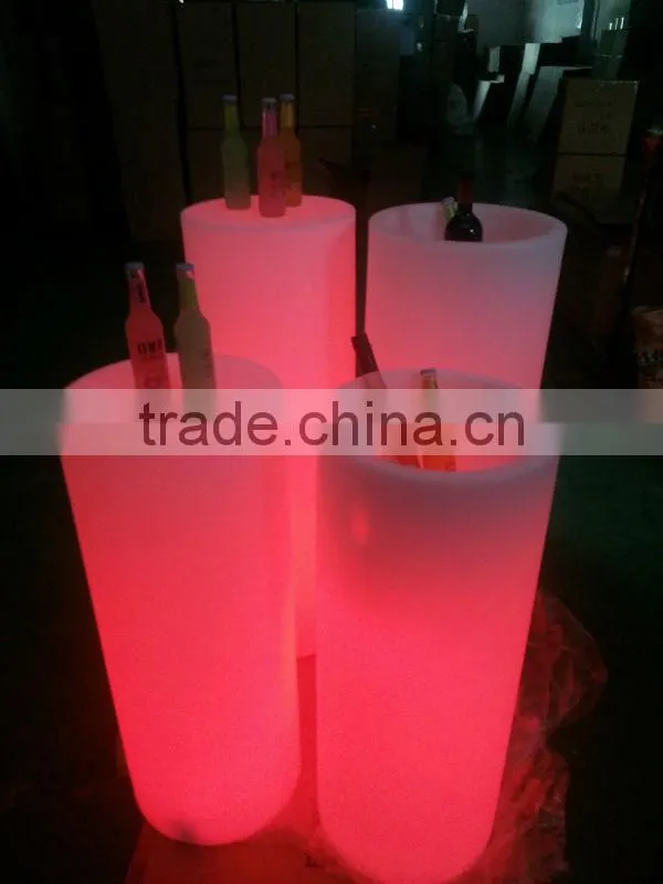 elegant led round cocktail/coffee table /bar furniture