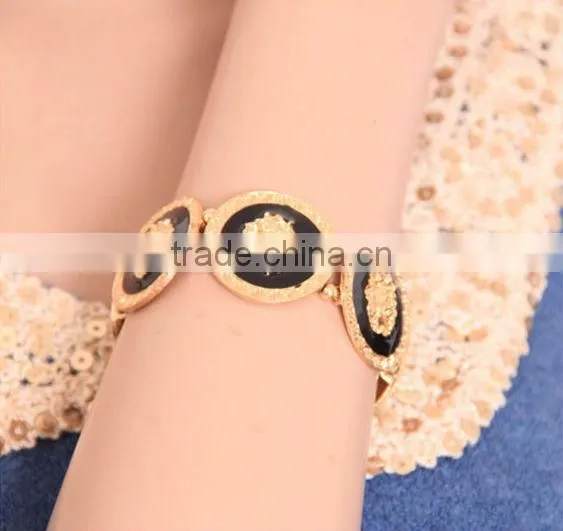 Exaggerated metal disk lion a drip bracelets bracelets temperament