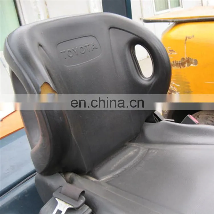 Used Toyota 7FDU25 forklift , 2.5ton forklift in Shanghai China