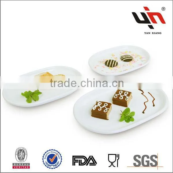 2014 Ceramic Oval Plate