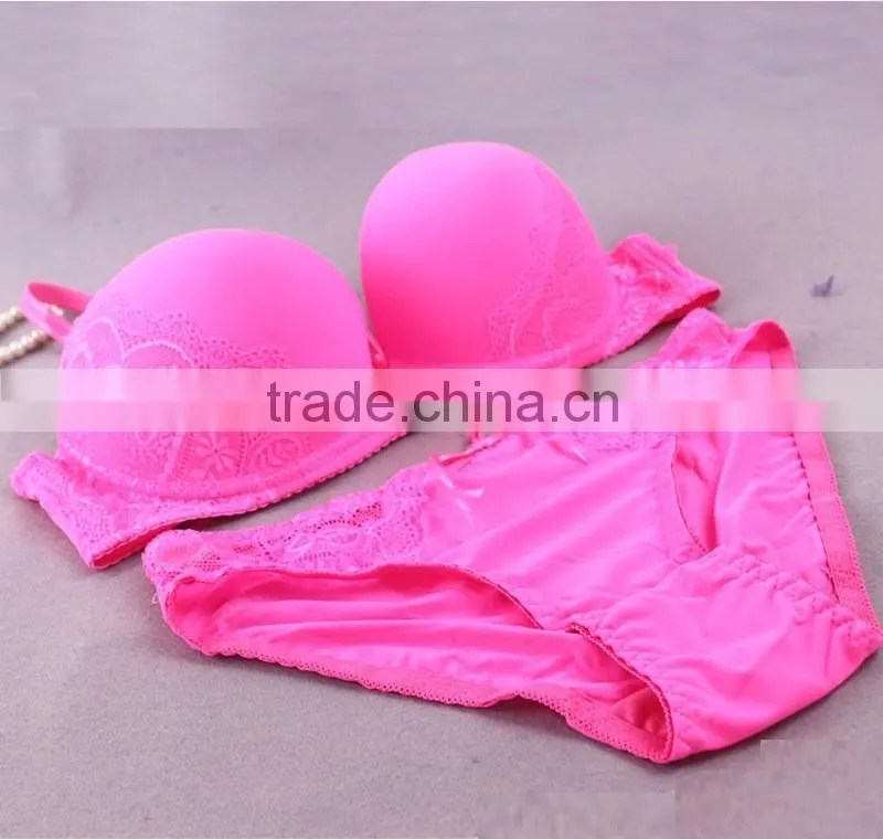 Factory price european style fashion bra and panty(CSM024)