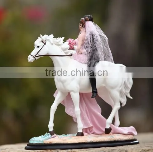 Custom white horse European high-quality resin bride and groom figurines