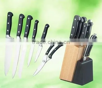 Stainless knife set with wood cutting board