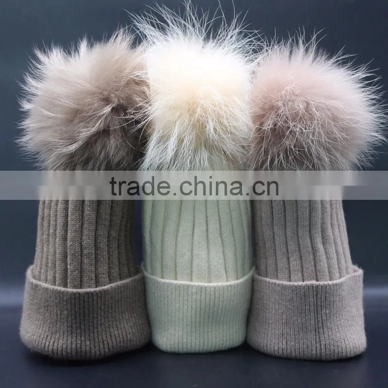 new fashion custom design knitted kids pom pom beanie