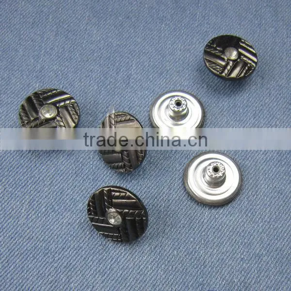 custom metal enamel buttons