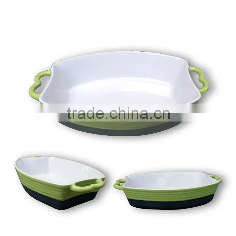 rectangular shaped ceramic baking dish
