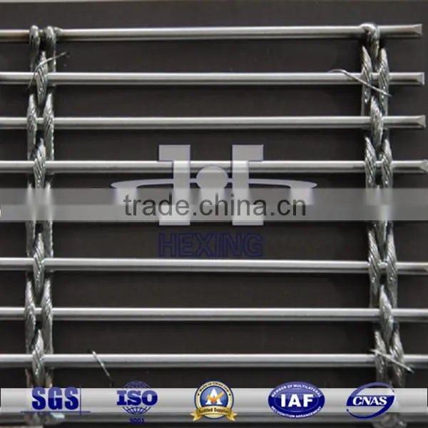 Decorative rod and rope wire netting