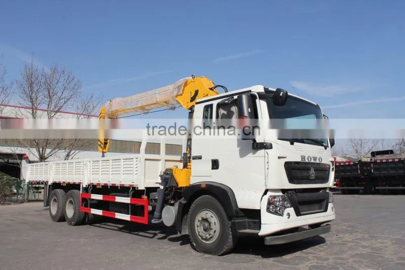 howo 6*4 12 ton truck crane gets up with the heavy and transport vehicle truck with loading crane