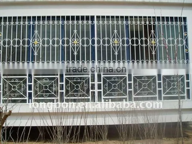 2015 Top-selling hand forged exterior iron fence