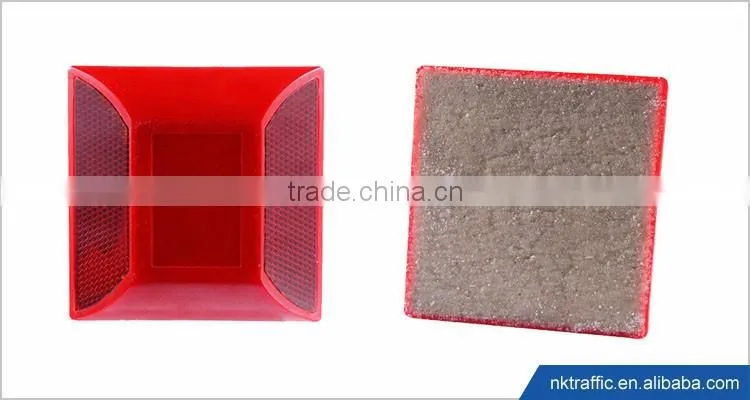 Road safety reflective plastic road stud