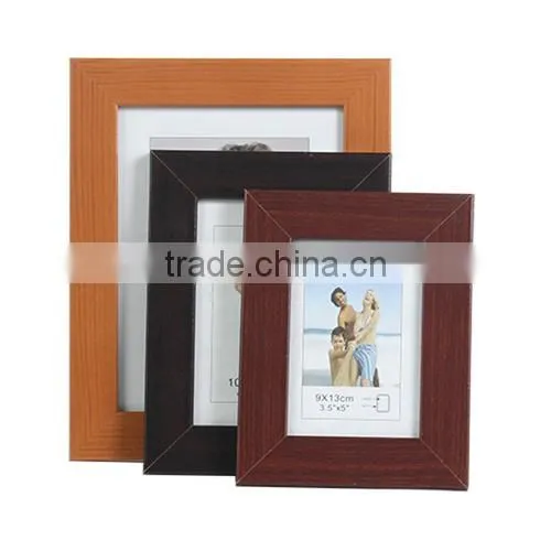 Different sizes wall decoration wooden beautiful photo frames