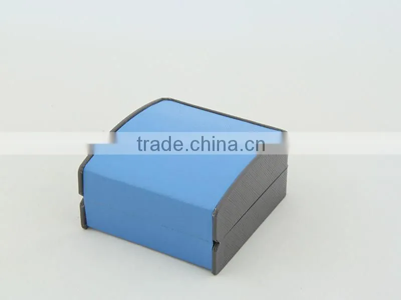 New arriva China factory wholesale custom logo necklace pendant jewelry box