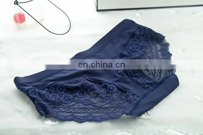 Sexy seamless panties with lace back panty