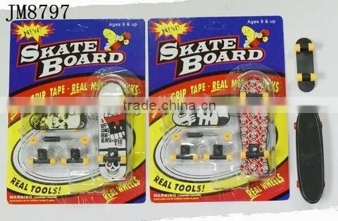 Hot school gate finger skateboard supporting tools