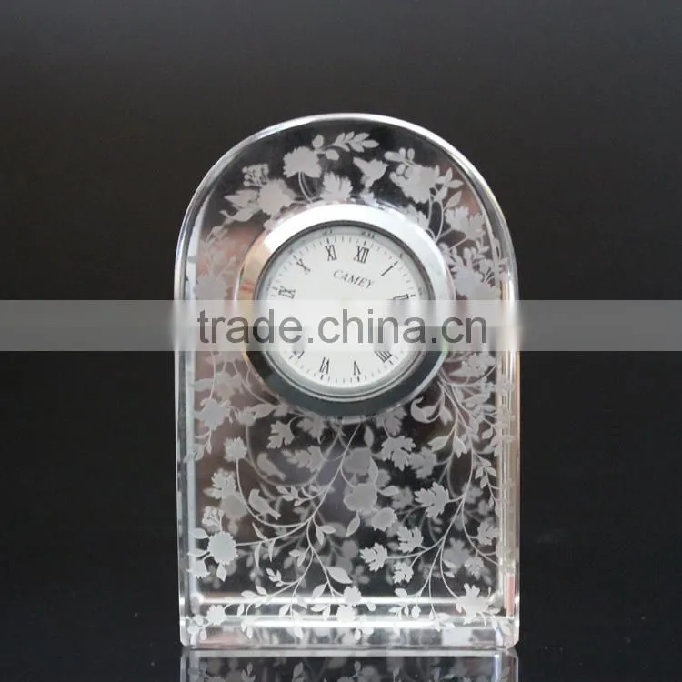Small crystal decorative desktop clock