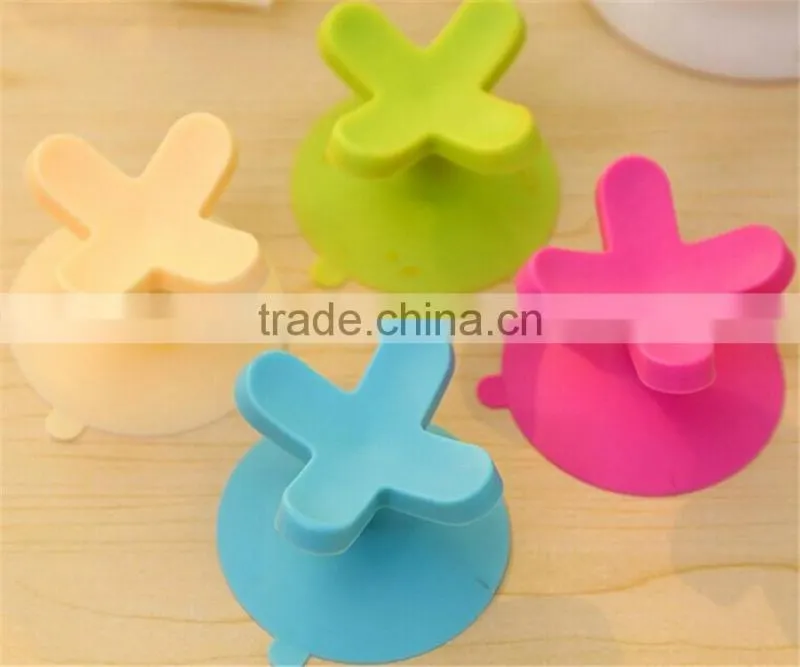 Food Grade SiIliocne Sucktion Hooks Phone Holder Single Jesus Cross Sucktion Hook