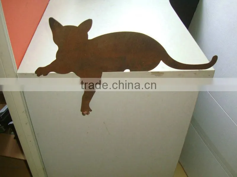 Metal Cat Decoration