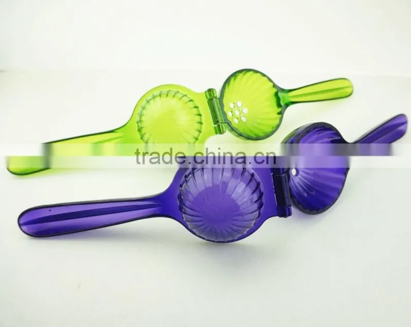 41024 Lemon and Lime Juice Squeezer