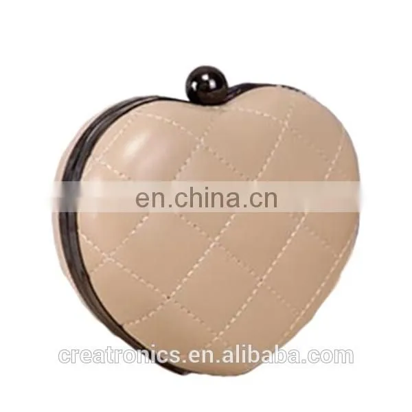 CR low MOQ requirements shining quilted griddings pu surface heart-shaped long chian black best selling new coin bag