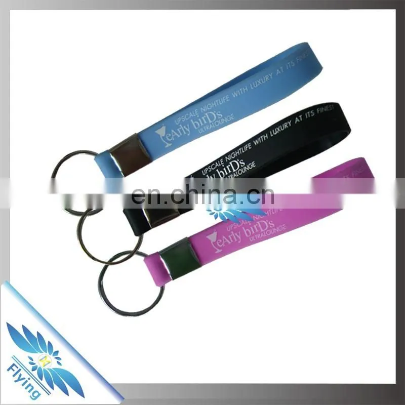 Custom rubber keychain/silicone keychain/silicone bracelet key ring