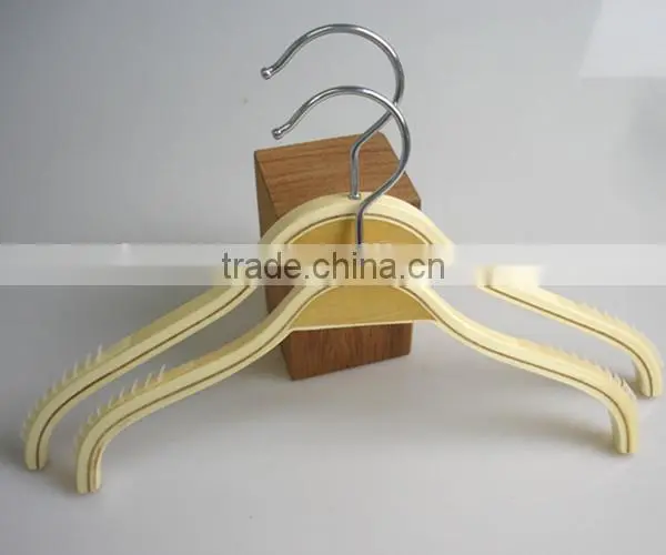 LM 392 Laminated hanger kids hanger with antislip strip