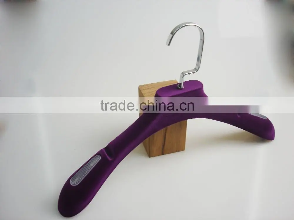 HA6983 hot new design flocked hanger velvet plastic coat hanger