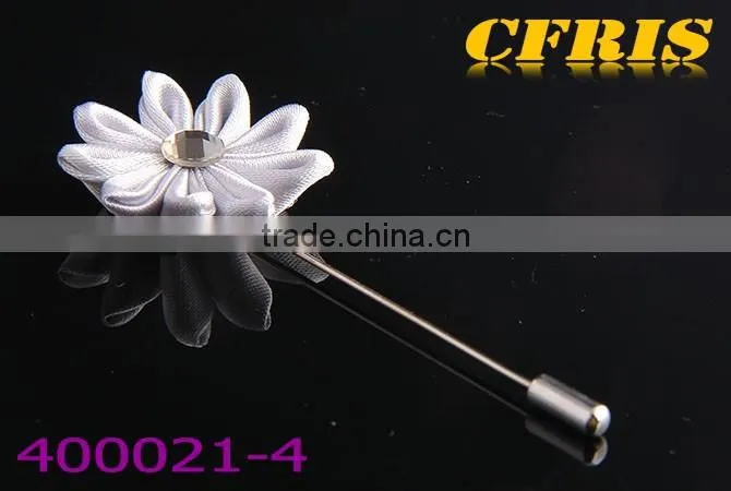 2016 New arriving coniferous flower with crystal inlaid lapel pins