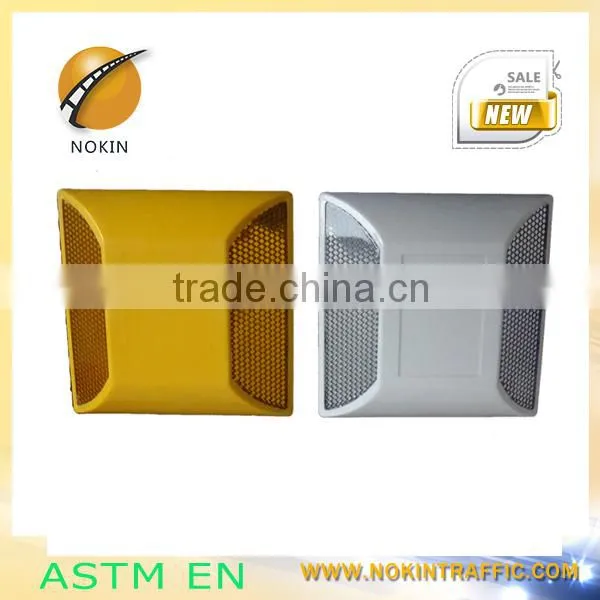 Plastic road stud reflector High reflective cat eye