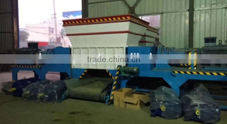 2015 13hp wood chipper shredder/wood pallet shredder