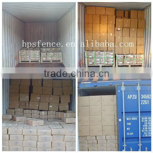 Chain link fence chain strainer for fencing wires