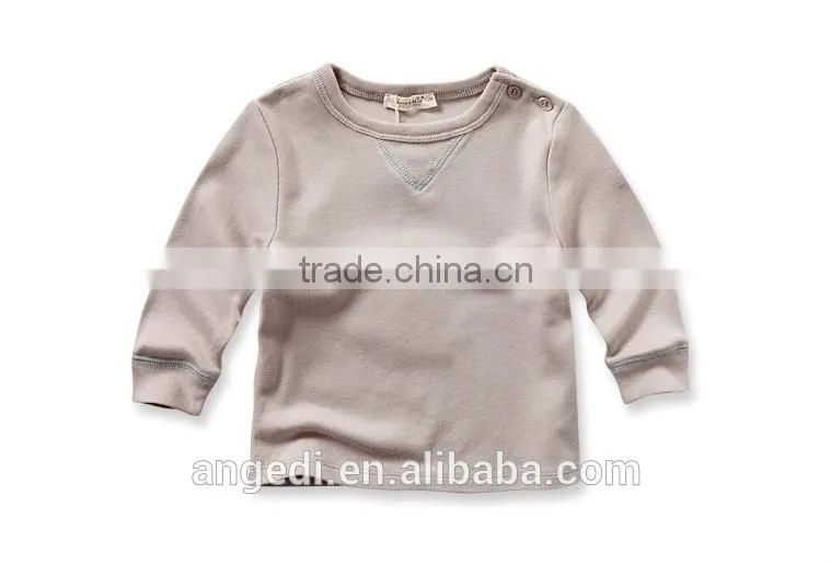 Flatlock baby sweatshirt
